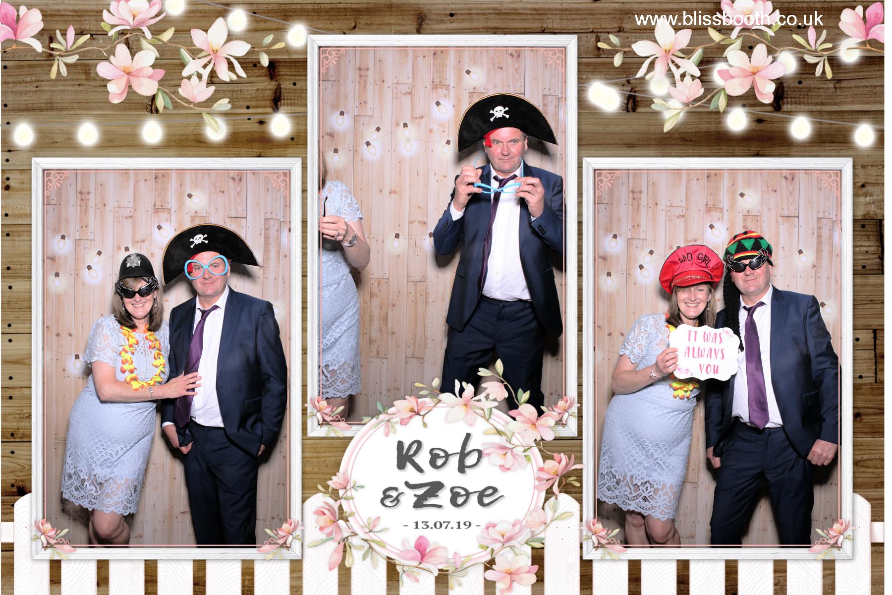Rob and Zoe | View more photos from the event at gallery.blissbooth.co.uk/u/BlissBooth/Rob-and-Zoe